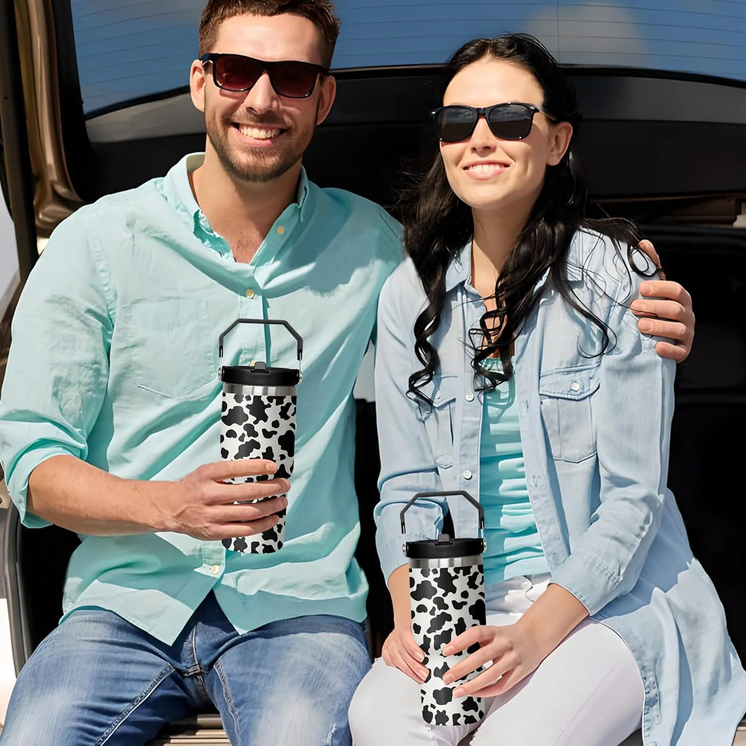 30oz Insulated Cow Tumbler with Handle, Featuring a Leak-proof 2-in-1 Lid and Straw, a Vacuum-insulated Travel Coffee Mug, Portable Stainless Steel Water Bottle, Suitable for Both Women and Men