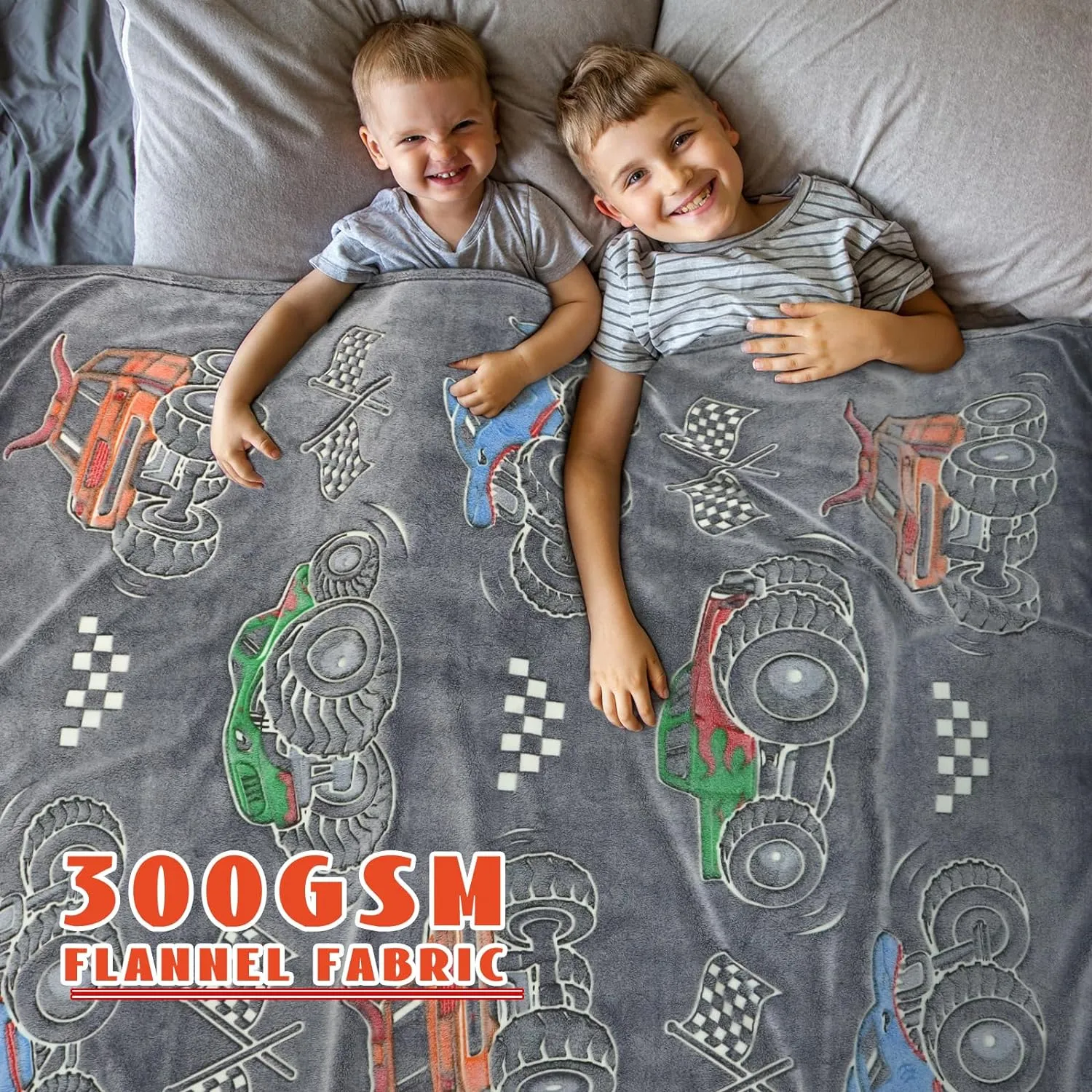Boys Truck Car Toys Unique Gifts for Kids Glow in The Dark Blanket Glowing Cartoon Tractor Throw Blanket Soft Fleece Blanket Excavators Room Bed Sofa Decor Blankets