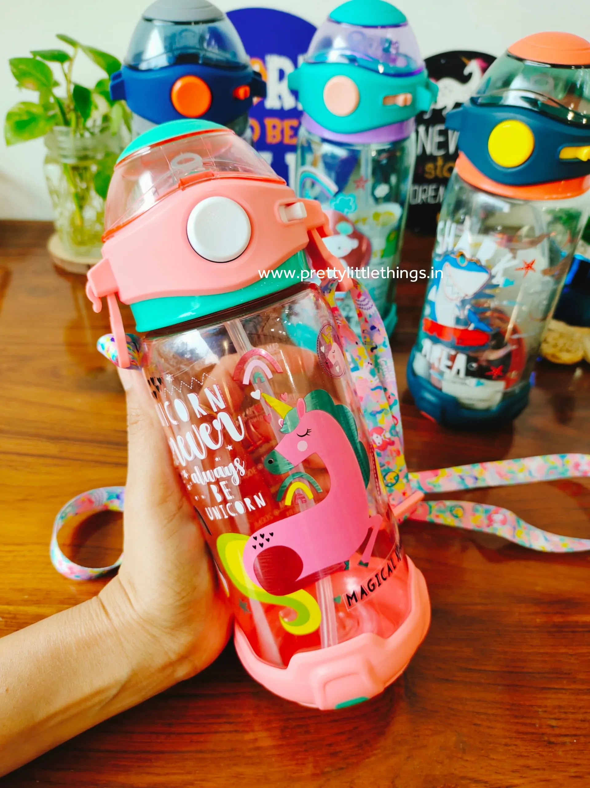 FootBall / Unicorn theme Kids Sipper Bottle with Strap (650 ml)