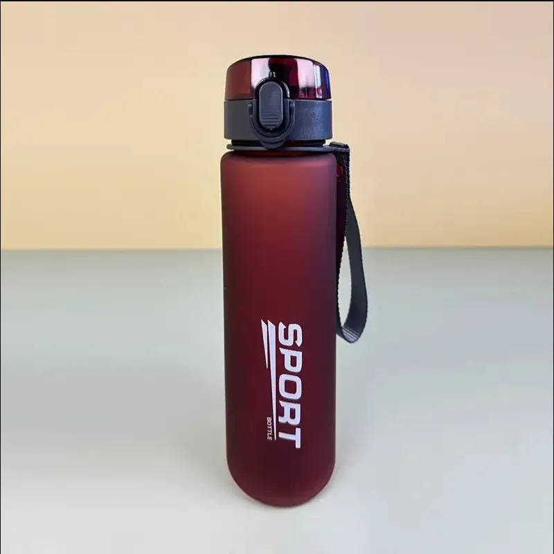 High-Quality Sports Water Bottle – 560ml Leakproof & Portable for Gym, Travel & Outdoor Use
