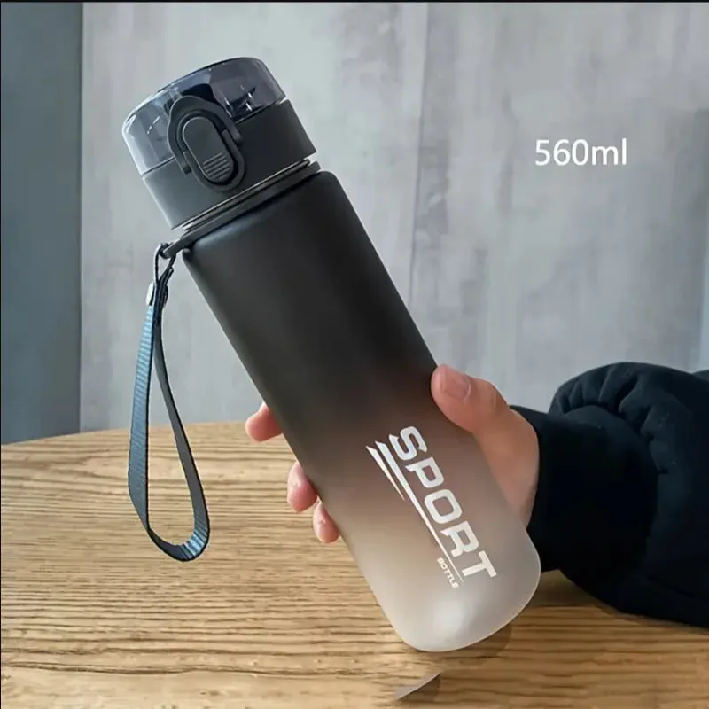 High-Quality Sports Water Bottle – 560ml Leakproof & Portable for Gym, Travel & Outdoor Use