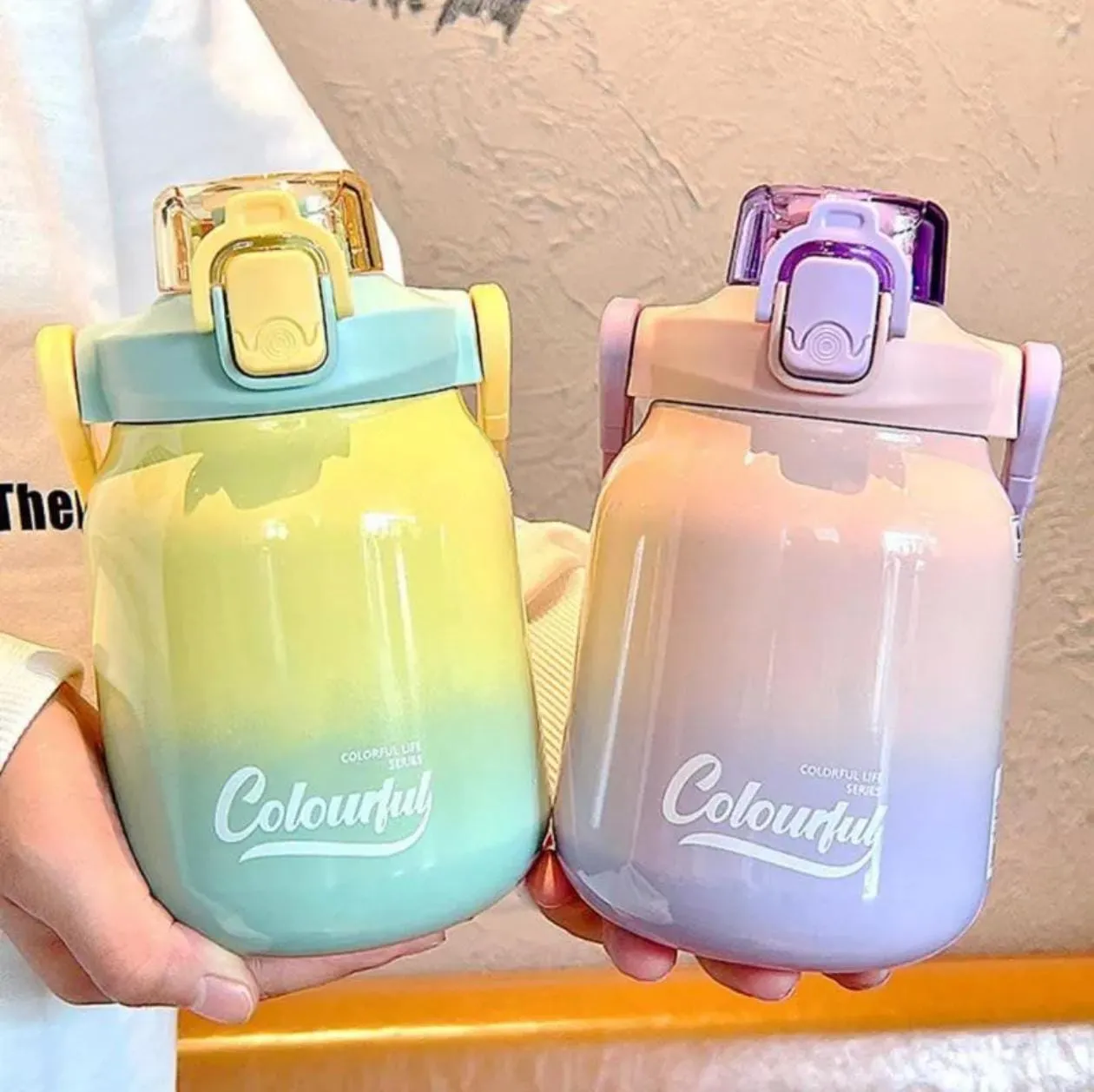 Insulated Ombre Shade Dual Sipper 620 ml Bottle
