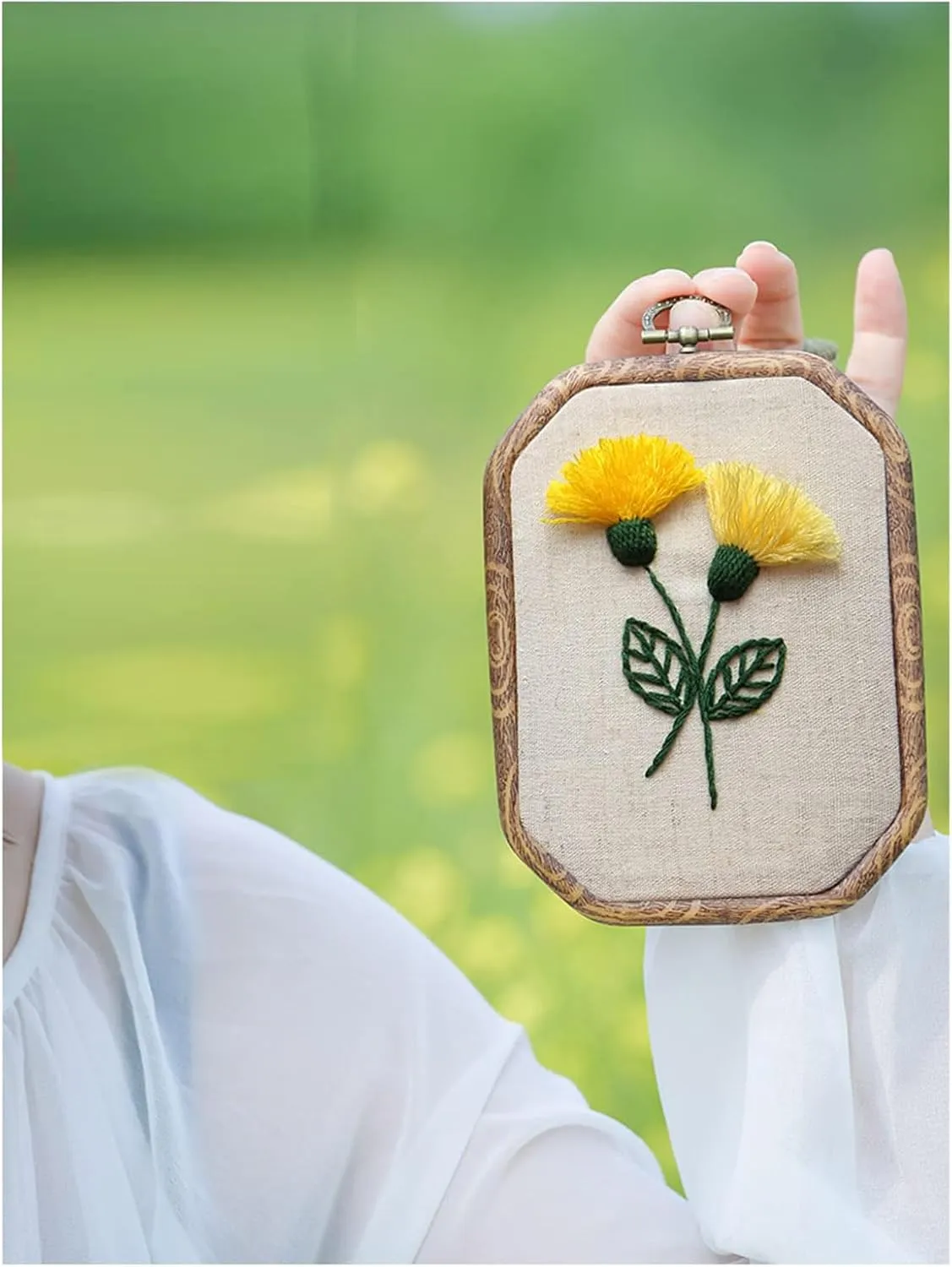 Maydear 3 Sets Embroidery kit for Beginners Adults,Embroidery Kit Punch Needle Kit Cross Stitch Kits with Embroidery Hoop and Instructions,Hand Embroidery Starter Kit (A Cross Stitch Set)