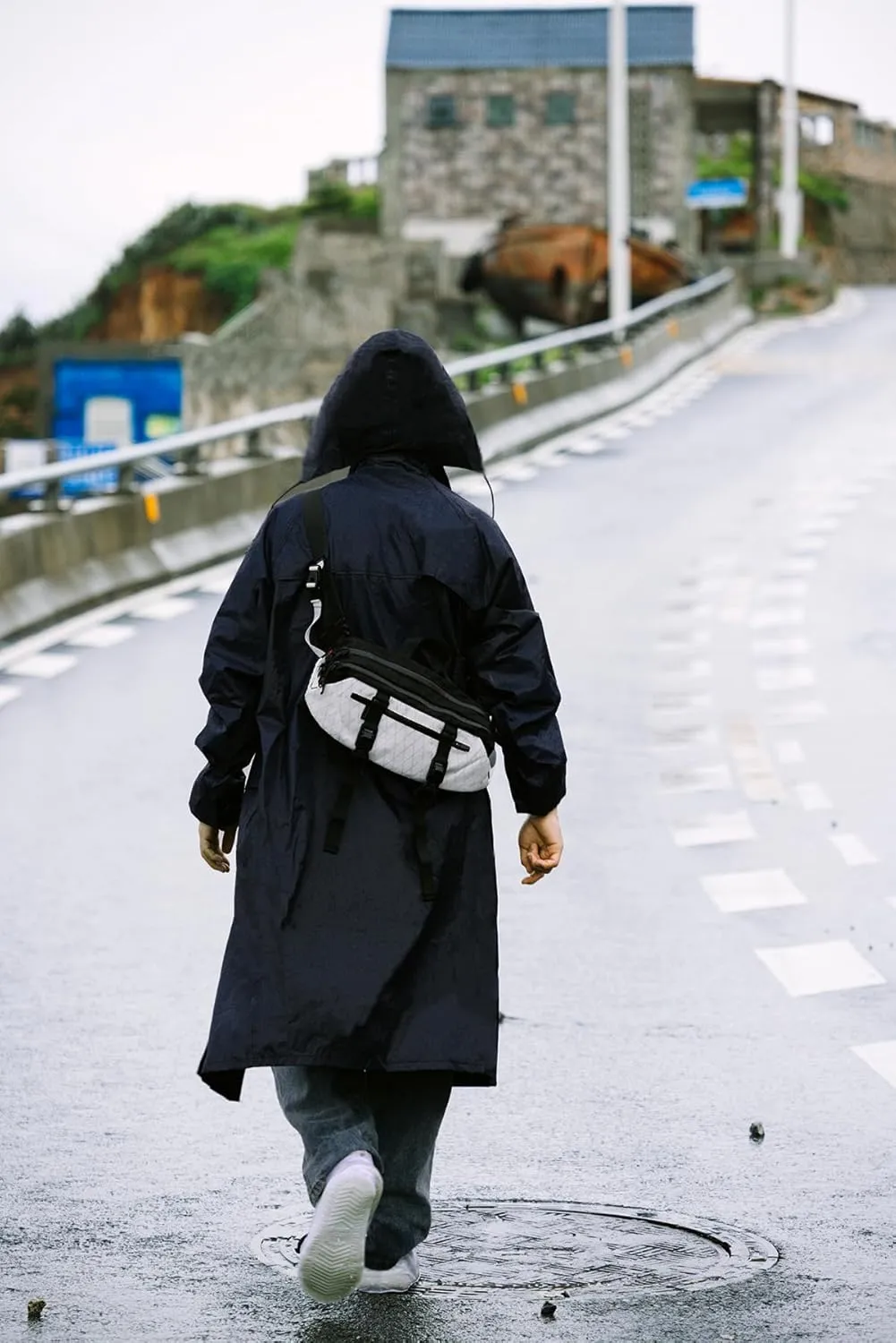 Raincoat for Men Waterproof Long Rain Jacket with Stowable Hood Lightweight Rain Gear Poncho for Unisex