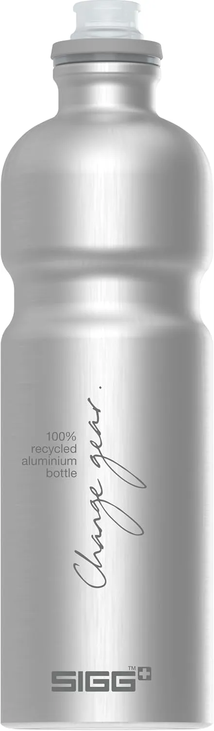 SIGG - PCR Aluminum Water Bottle - Move MyPlanet - Alu - Leakproof - Lightweight - BPA Free - 25 Oz