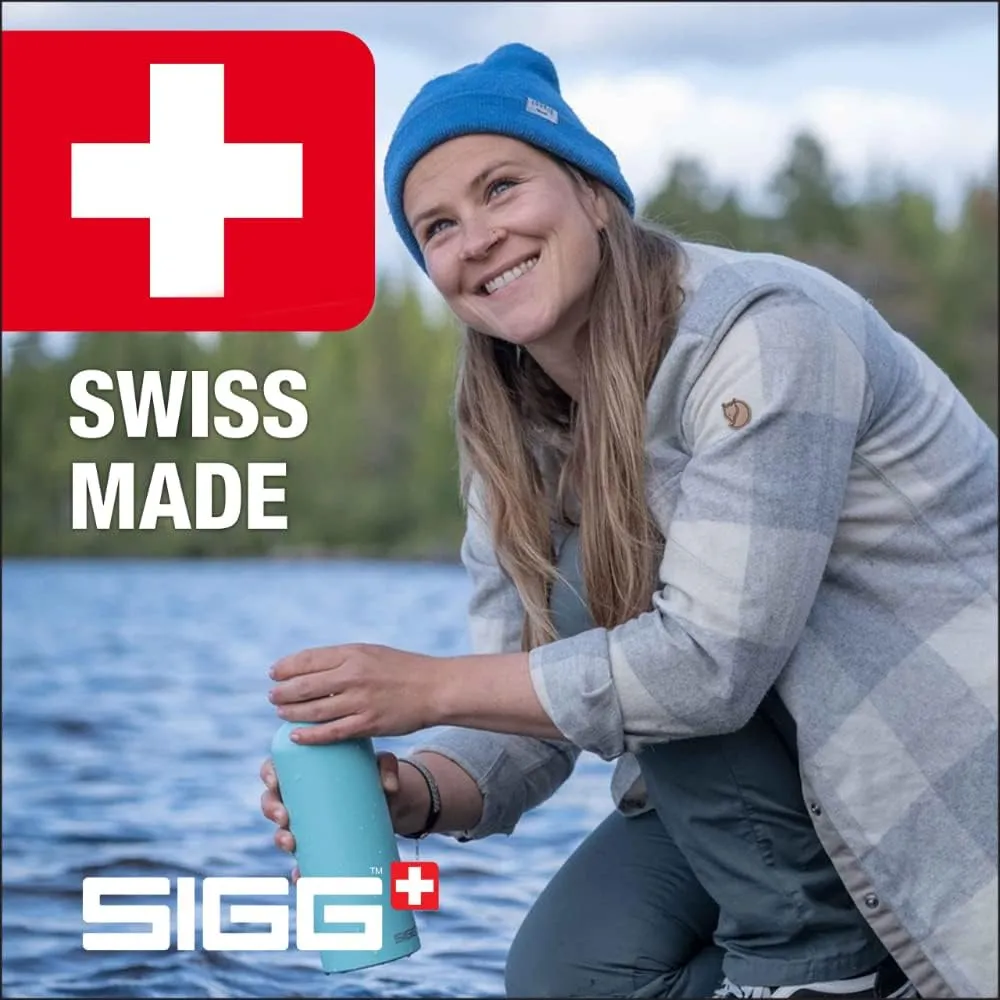 SIGG - Recycled Metal Water Bottle - Traveller - Made in Switzerland - Carbonated Drinks - BPA-Free - 20 Oz