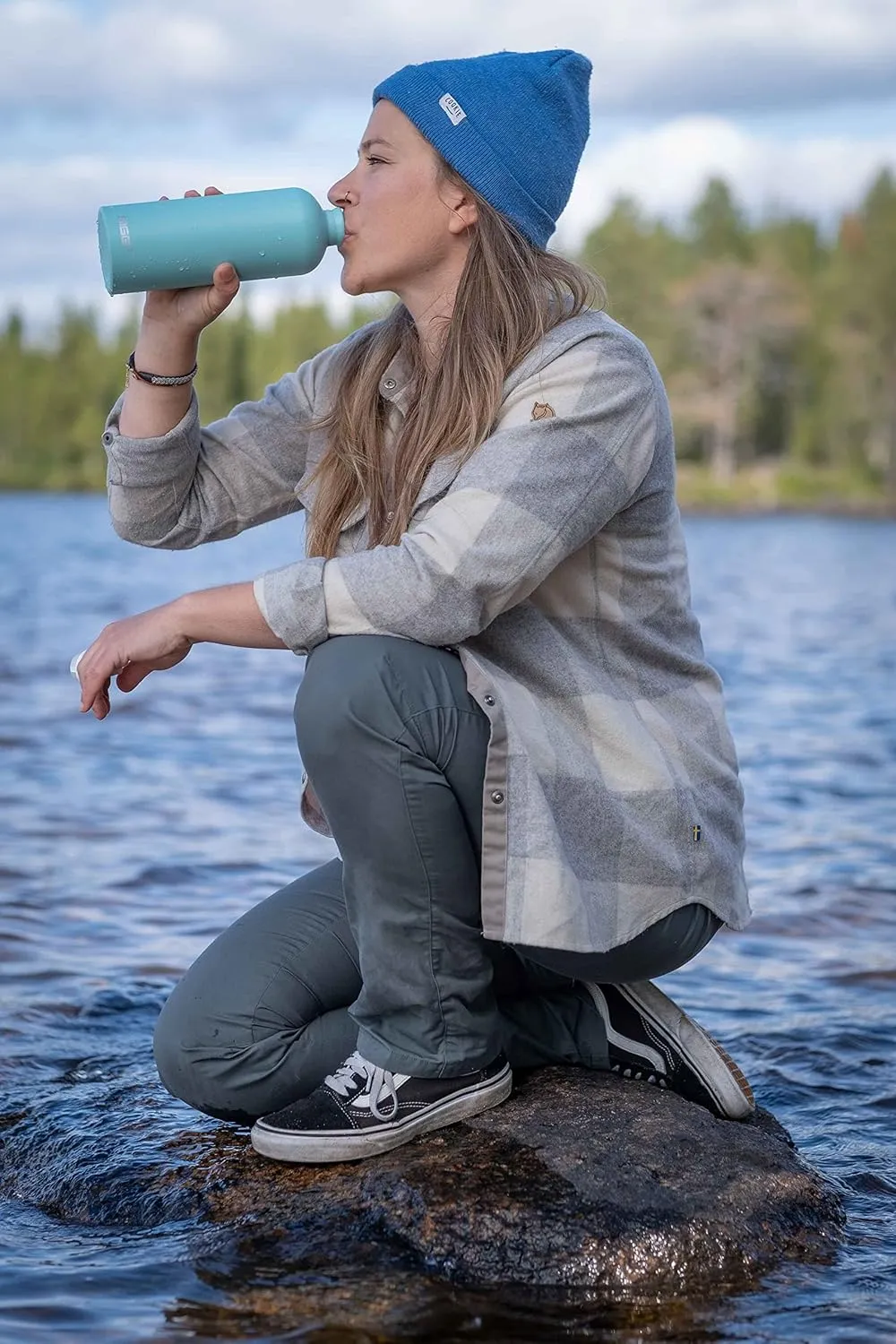 SIGG - Recycled Metal Water Bottle - Traveller - Made in Switzerland - Carbonated Drinks - BPA-Free - 20 Oz