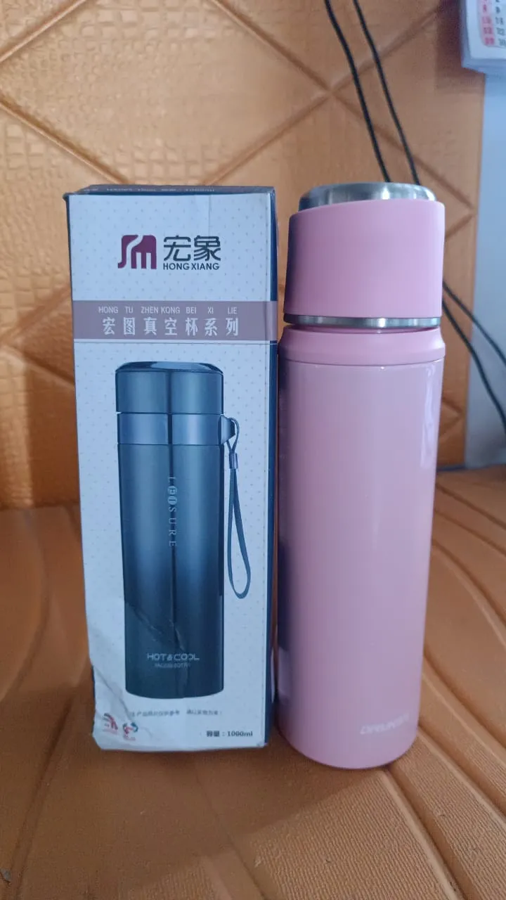 Stainless Steel Insulated Vacuum Water Bottle (1000 Ml Approx)