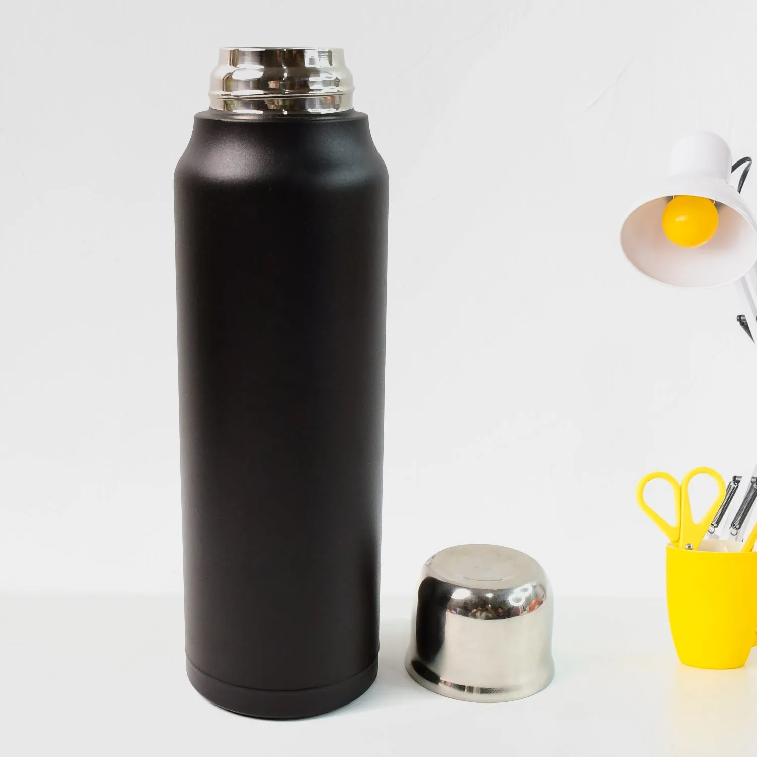 Stainless Steel Vacuum Water Bottle   Hot  Cold Insulated Flask (1000 Ml Approx)